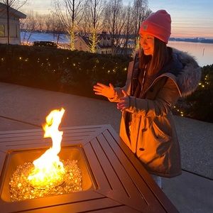 Meet your Posher, Annie